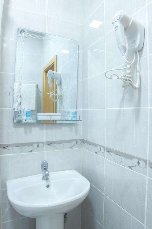 Hotel Alma Ata Zhosaly Bagian luar foto